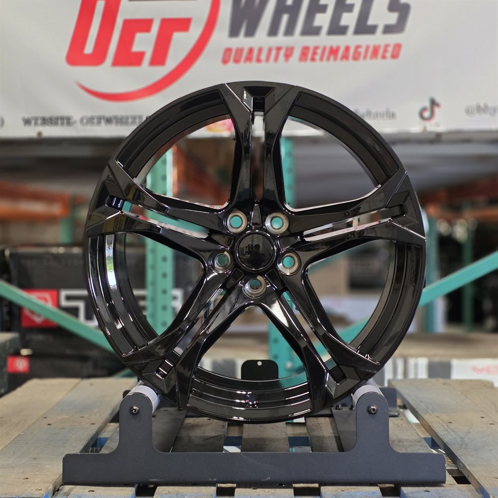 Camaro C296 wheel — Gloss Black
