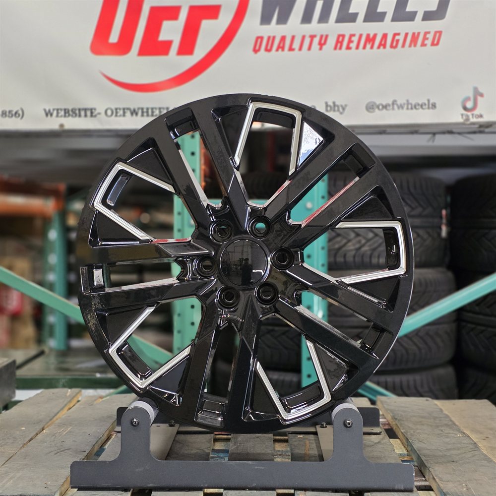 GMC G21 wheel — Chrome, Black Milled